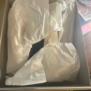 shoes are in great condition. Got The Wrong Size And it’s To late to return them